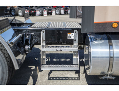 Class 8 Aluminum Frame Steps for Semi Trucks | Buyers Products